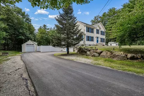 Exterior - 110 Middle Rd, Deerfield, NH 03037 photo 8 of 14