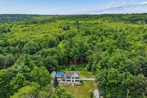 View/Area - 110 Middle Rd, Deerfield, NH 03037 photo 3 of 3