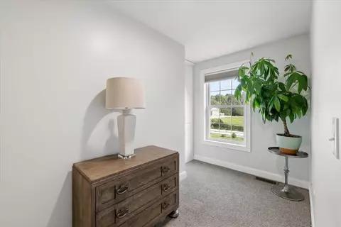 Entry Way - 110 Middle Rd, Deerfield, NH 03037 photo 5 of 5