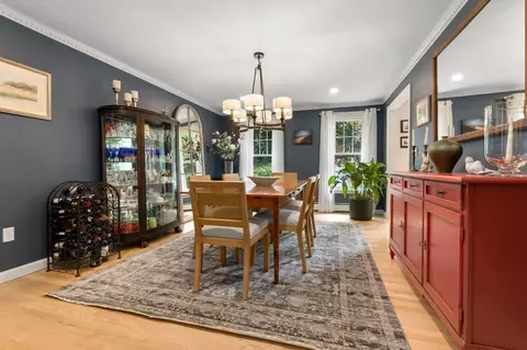 Dining - 19 Buttonwood Dr, Derry, NH 03038 photo 2 of 4
