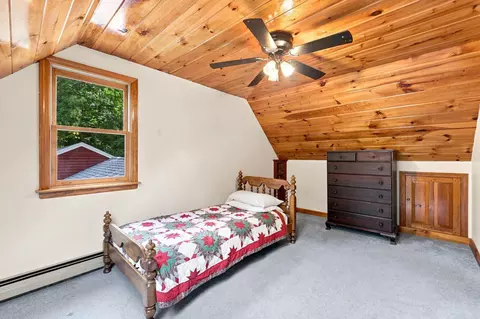 Bedroom - 157 Camp Lee Rd, Epping, NH 03042 photo 3 of 5