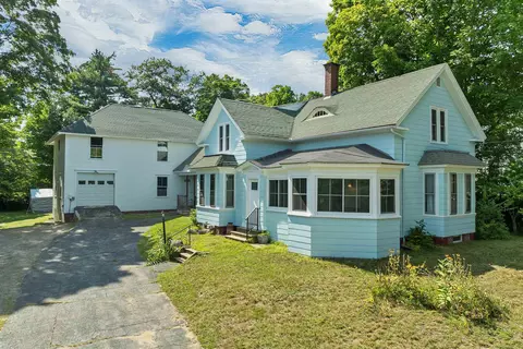 47 Highland St, Ashland, NH 03217