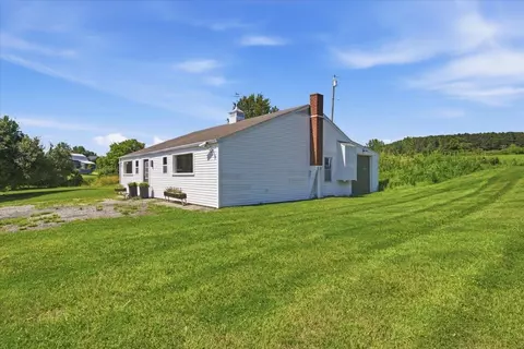 3213 West Rd, Bennington, VT 05201 photo 13
