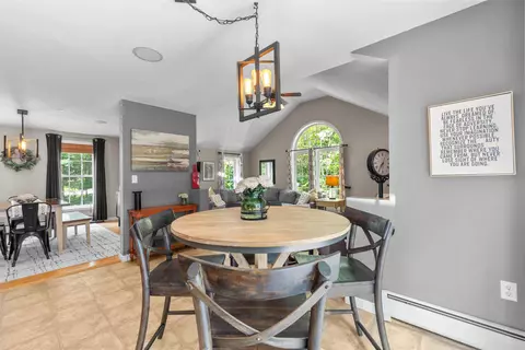 Dining - 15 Hills Rd, Hooksett, NH 03106 photo 1 of 4