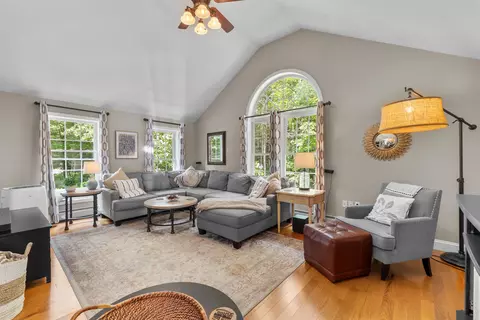 Living - 15 Hills Rd, Hooksett, NH 03106 photo 1 of 2