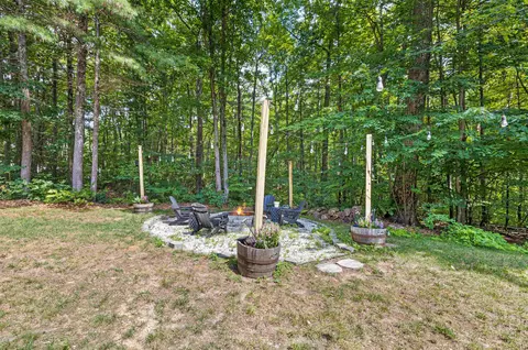 Exterior - 15 Hills Rd, Hooksett, NH 03106 photo 6 of 10