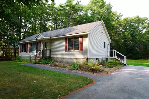 729 Acton Ridge Rd, Wakefield, NH 03830