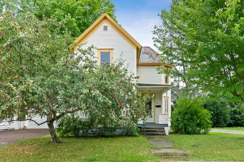 40 Platt St, Winooski, VT 05404