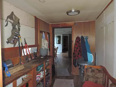 Entry Way - 573 Route 103 E Hwy, Warner, NH 03278 photo 3 of 3