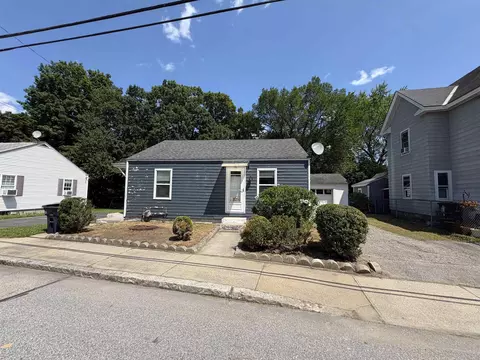 35 Perham St, Nashua, NH 03064