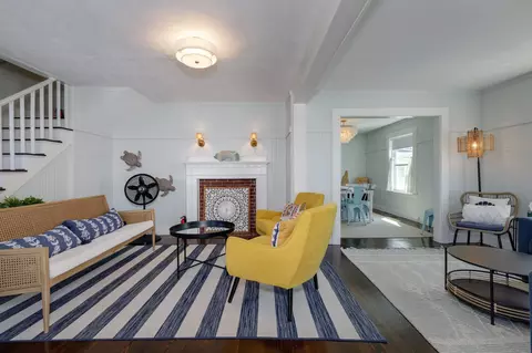 Living - 19 Cutler Ave, Hampton, NH 03842 photo 1 of 5