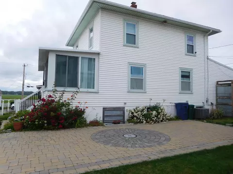 Exterior - 19 Cutler Ave, Hampton, NH 03842 photo 12 of 12