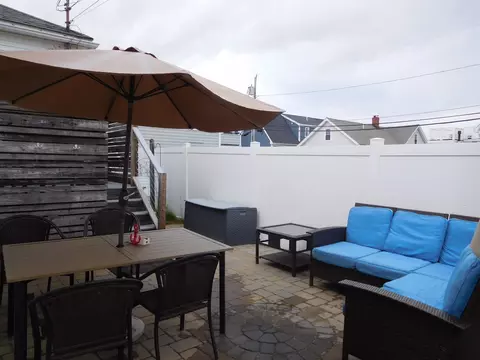 Exterior - 19 Cutler Ave, Hampton, NH 03842 photo 9 of 12