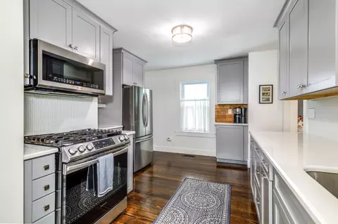 Kitchen - 19 Cutler Ave, Hampton, NH 03842 photo 1 of 3