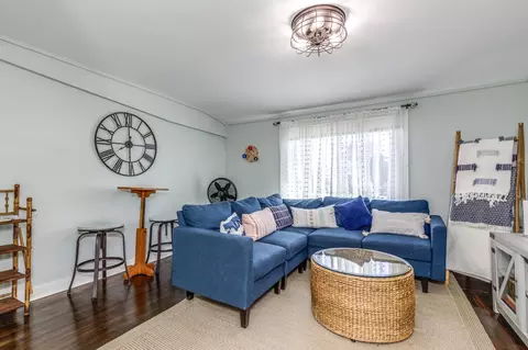 Living - 19 Cutler Ave, Hampton, NH 03842 photo 4 of 5