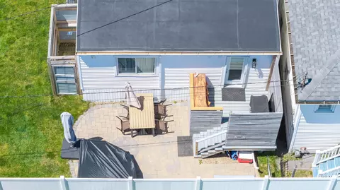 Exterior - 19 Cutler Ave, Hampton, NH 03842 photo 11 of 12