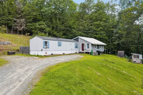 1676 Old River Rd, White River Junction, VT 05001