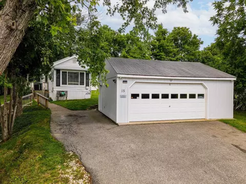 15 Evelyn Ave, Raymond, NH 03077