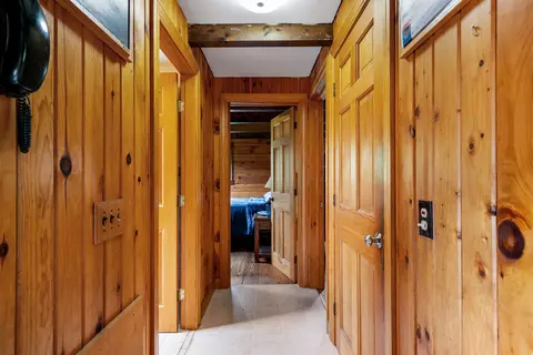 Entry Way - 44 Dubeau Rd, Canaan, VT 05903 photo 1 of 7