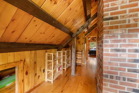 Entry Way - 44 Dubeau Rd, Canaan, VT 05903 photo 6 of 7