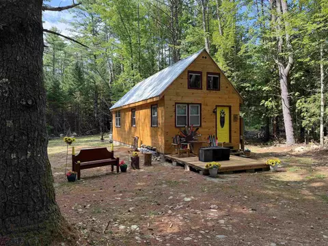 8 Swiftwater Cir, Woodsville, NH 03785