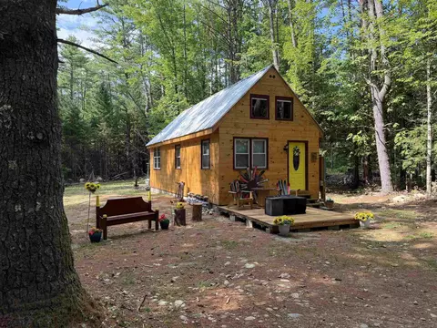 8 Swiftwater Cir, Woodsville, NH 03785