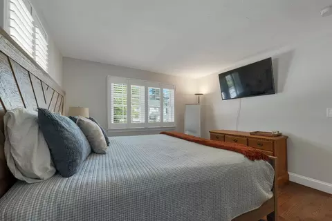 Bedroom - 415 High St #1, Hampton, NH 03842 photo 5 of 6