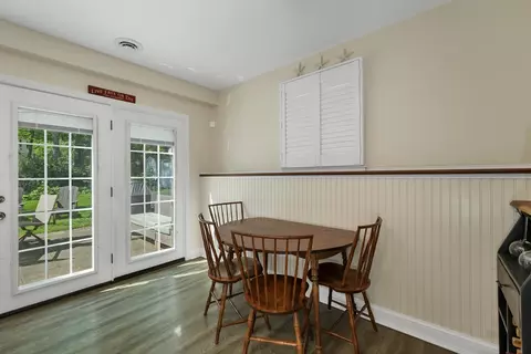 Dining - 415 High St #1, Hampton, NH 03842 photo 1 of 1
