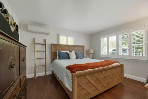 Bedroom - 415 High St #1, Hampton, NH 03842 photo 4 of 6