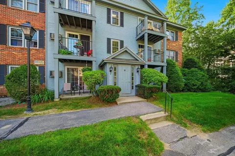 8 Northbrook Dr #801, Manchester, NH 03102
