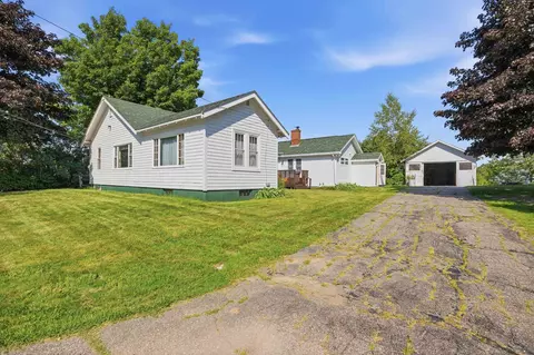 61 Cotton Hill Rd, Gilford, NH 03249