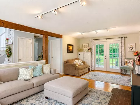 439 N River Rd #5, Milford, NH 03055