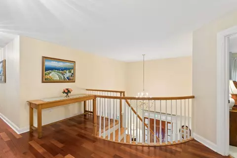 Entry Way - 232 Gulf Rd, Dover, NH 03820 photo 3 of 3
