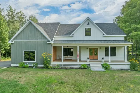 8 Poor Farm Rd, Gilford, NH 03249