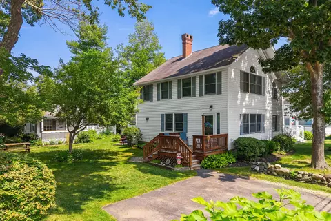 35 Beacon St, York, ME 03909