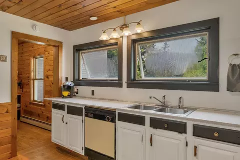 Kitchen - 22 E Madison Rd, Madison, NH 03849 photo 2 of 2