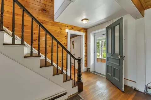 Entry Way - 22 E Madison Rd, Madison, NH 03849 photo 4 of 7