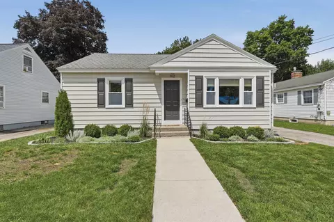 102 Burke St, Nashua, NH 03060