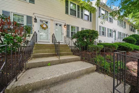 41 Beech Hill Ave, Manchester, NH 03103