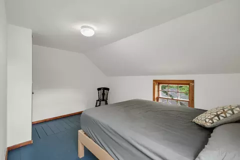 Bedroom - 50 Dolan Rd, Middlesex, VT 05602 photo 2 of 7