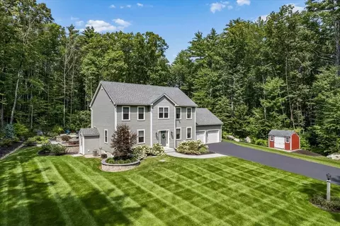 42 Laurel Hill Rd, Hollis, NH 03049