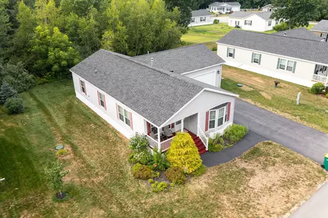 22 Alexandra Ln, Rochester, NH 03867