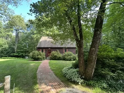 23 Targhee Dr, Pittsfield, NH 03263