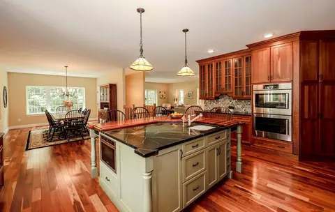 Kitchen - 237 Grapevine Rd, Dunbarton, NH 03046 photo 5 of 6