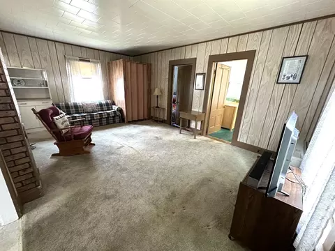 Living - 87 Pine St, Berlin, NH 03570 photo 2 of 2