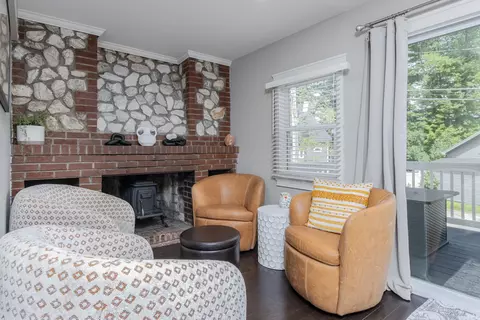 Living - 11 Tabor Rd, Hampstead, NH 03841 photo 1 of 3