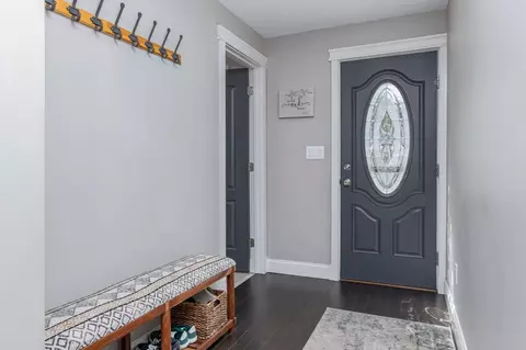 Entry Way - 11 Tabor Rd, Hampstead, NH 03841 photo 1 of 3