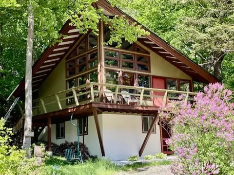 4466 Mill Brook Rd, Fayston, VT 05673
