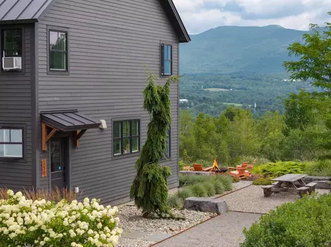 250 Rachel Ln, Waterbury, VT 05676