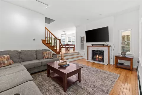 Living - 2260 South Rd, Williston, VT 05495 photo 2 of 2